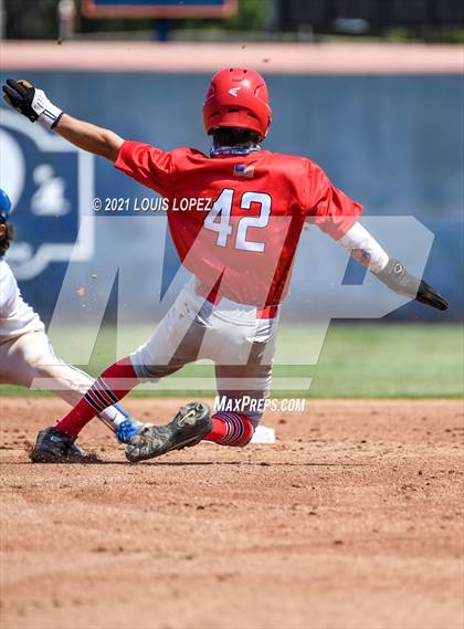 Thumbnail 3 in La Habra vs. Elsinore (CIF SS DIV 6 Championship) photogallery.