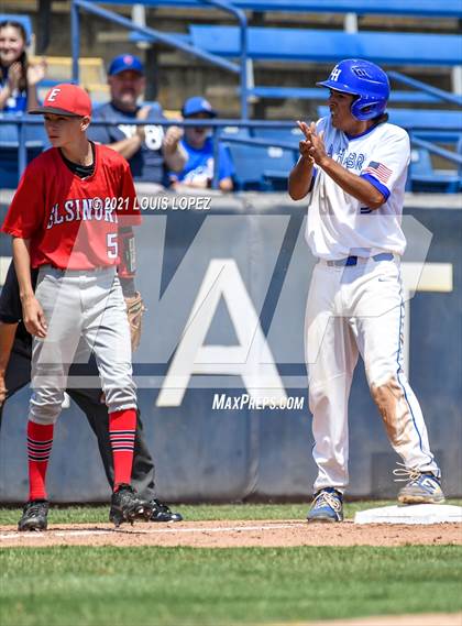 Thumbnail 1 in La Habra vs. Elsinore (CIF SS DIV 6 Championship) photogallery.