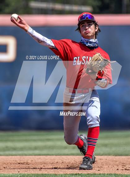 Thumbnail 1 in La Habra vs. Elsinore (CIF SS DIV 6 Championship) photogallery.
