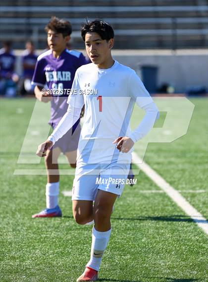 Thumbnail 2 in Gustine vs. Denair (CIF SJS D6 Finals) photogallery.