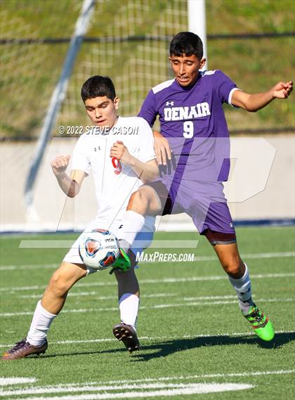 Thumbnail 2 in Gustine vs. Denair (CIF SJS D6 Finals) photogallery.