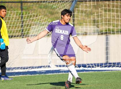 Thumbnail 2 in Gustine vs. Denair (CIF SJS D6 Finals) photogallery.