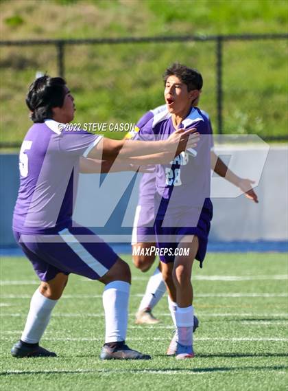 Thumbnail 2 in Gustine vs. Denair (CIF SJS D6 Finals) photogallery.