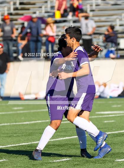 Thumbnail 1 in Gustine vs. Denair (CIF SJS D6 Finals) photogallery.