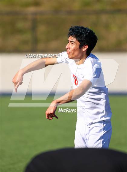 Thumbnail 3 in Gustine vs. Denair (CIF SJS D6 Finals) photogallery.