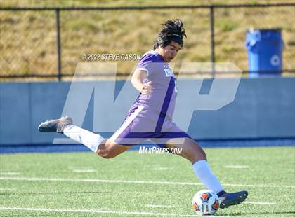 Thumbnail 3 in Gustine vs. Denair (CIF SJS D6 Finals) photogallery.