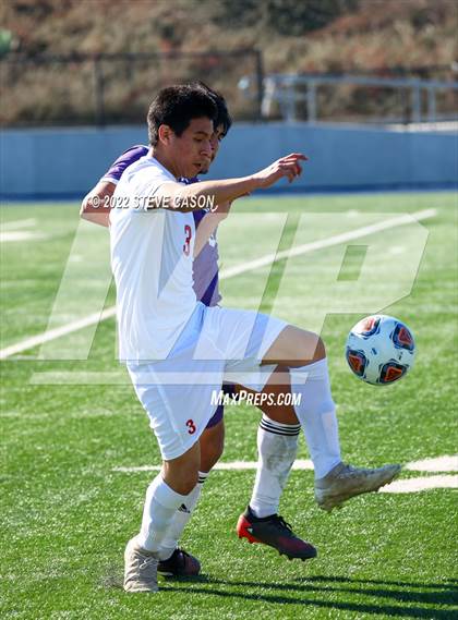 Thumbnail 2 in Gustine vs. Denair (CIF SJS D6 Finals) photogallery.