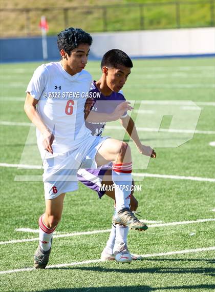 Thumbnail 3 in Gustine vs. Denair (CIF SJS D6 Finals) photogallery.