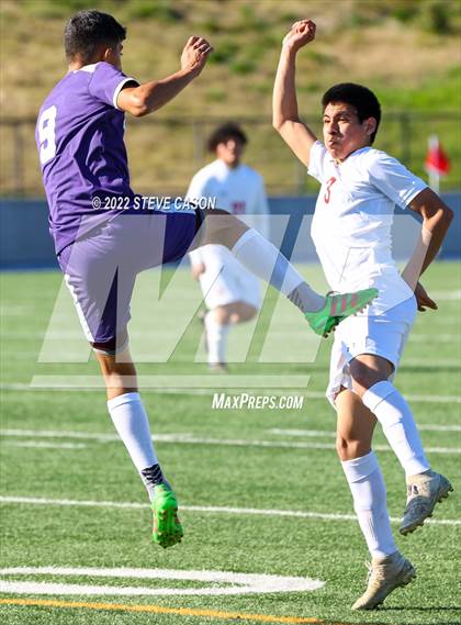 Thumbnail 3 in Gustine vs. Denair (CIF SJS D6 Finals) photogallery.