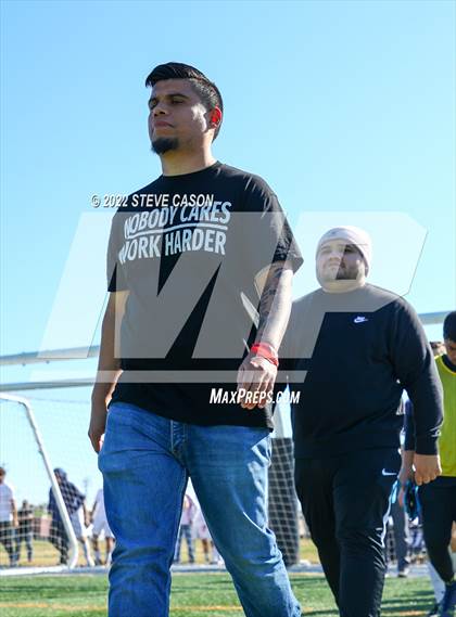 Thumbnail 2 in Gustine vs. Denair (CIF SJS D6 Finals) photogallery.