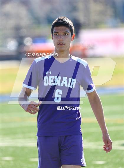 Thumbnail 2 in Gustine vs. Denair (CIF SJS D6 Finals) photogallery.