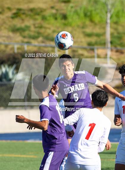 Thumbnail 2 in Gustine vs. Denair (CIF SJS D6 Finals) photogallery.