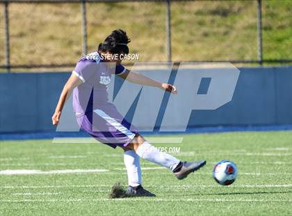 Thumbnail 3 in Gustine vs. Denair (CIF SJS D6 Finals) photogallery.