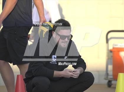 Thumbnail 3 in Great Oak vs Chaparral photogallery.