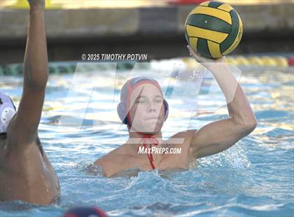 Thumbnail 3 in Great Oak vs Chaparral photogallery.