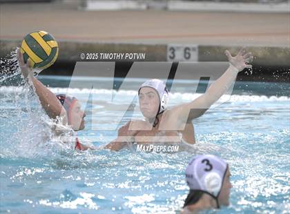 Thumbnail 3 in Great Oak vs Chaparral photogallery.