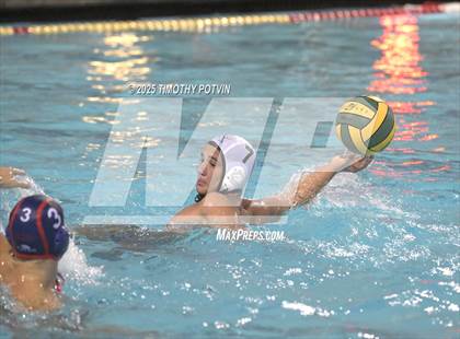 Thumbnail 2 in Great Oak vs Chaparral photogallery.