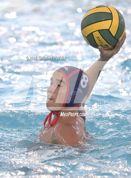 Thumbnail 3 in Great Oak vs Chaparral photogallery.