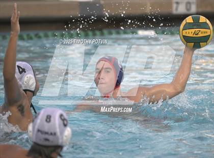 Thumbnail 1 in Great Oak vs Chaparral photogallery.