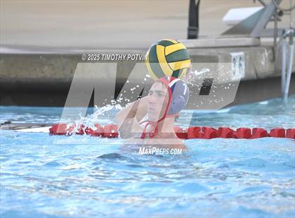 Thumbnail 2 in Great Oak vs Chaparral photogallery.