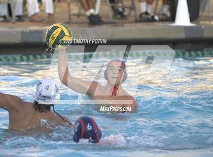 Thumbnail 2 in Great Oak vs Chaparral photogallery.