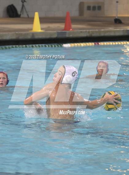 Thumbnail 1 in Great Oak vs Chaparral photogallery.