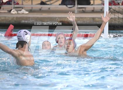 Thumbnail 2 in Great Oak vs Chaparral photogallery.