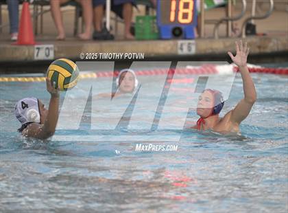 Thumbnail 1 in Great Oak vs Chaparral photogallery.