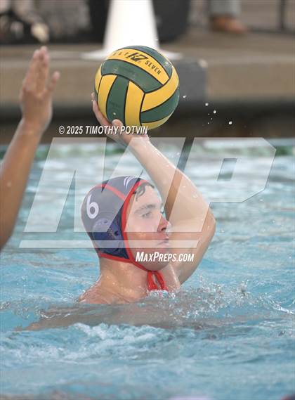 Thumbnail 3 in Great Oak vs Chaparral photogallery.