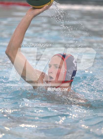 Thumbnail 1 in Great Oak vs Chaparral photogallery.