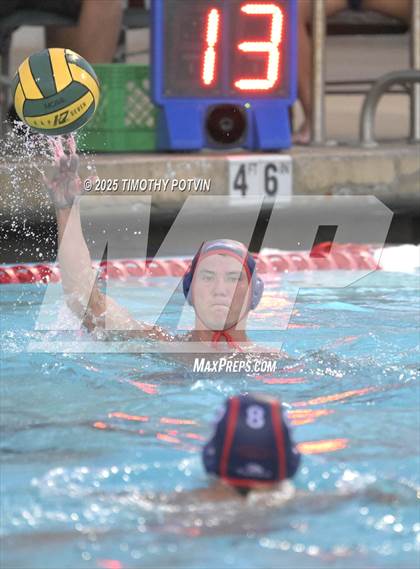 Thumbnail 2 in Great Oak vs Chaparral photogallery.