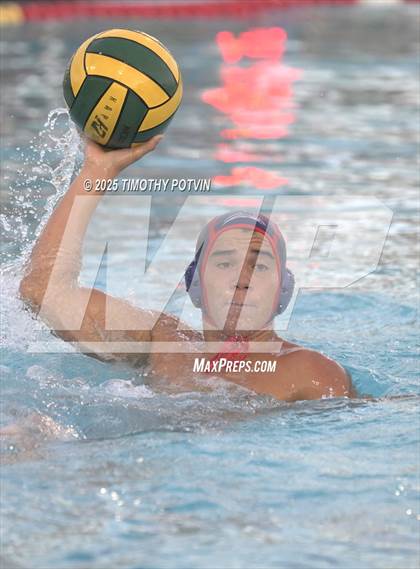 Thumbnail 3 in Great Oak vs Chaparral photogallery.