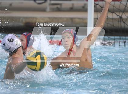 Thumbnail 3 in Great Oak vs Chaparral photogallery.