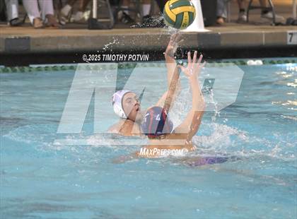 Thumbnail 2 in Great Oak vs Chaparral photogallery.