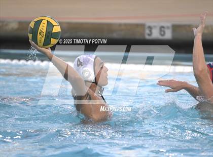 Thumbnail 3 in Great Oak vs Chaparral photogallery.