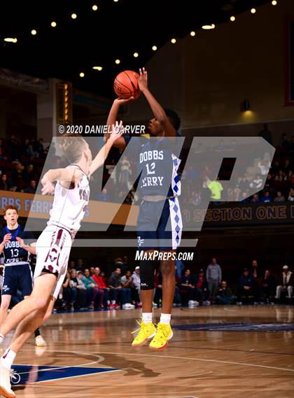 Thumbnail 1 in Valhalla vs. Dobbs Ferry (Section 1 Class B Semifinal) photogallery.