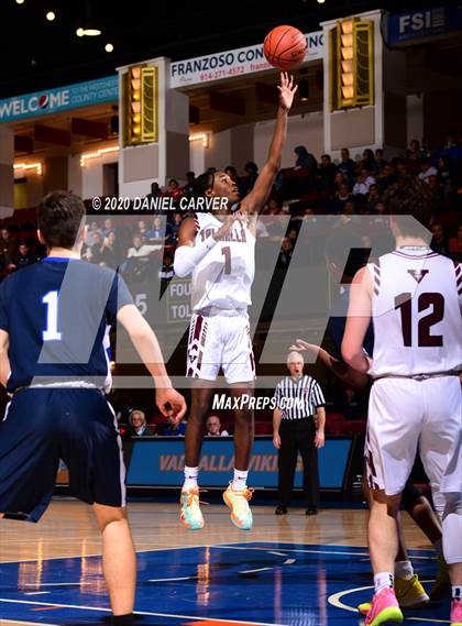 Thumbnail 1 in Valhalla vs. Dobbs Ferry (Section 1 Class B Semifinal) photogallery.