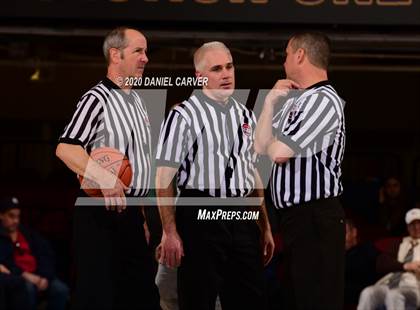 Thumbnail 1 in Valhalla vs. Dobbs Ferry (Section 1 Class B Semifinal) photogallery.