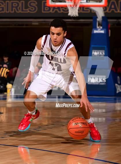 Thumbnail 1 in Valhalla vs. Dobbs Ferry (Section 1 Class B Semifinal) photogallery.