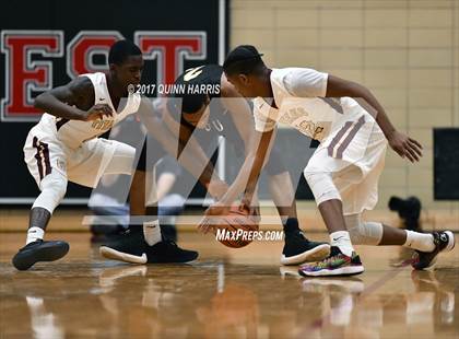 Thumbnail 1 in Orr vs. Uplift (Proviso West Tournament) photogallery.