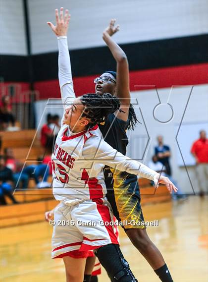 Thumbnail 3 in Pamlico County vs. New Bern photogallery.