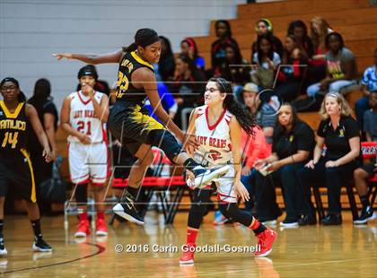 Thumbnail 2 in Pamlico County vs. New Bern photogallery.