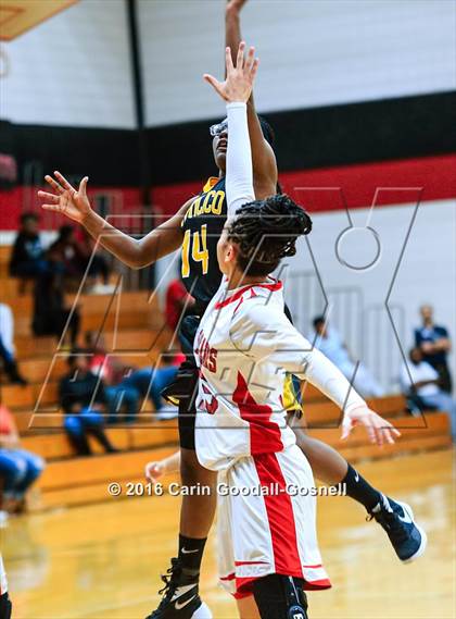 Thumbnail 2 in Pamlico County vs. New Bern photogallery.
