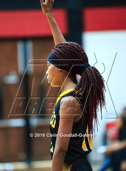 Thumbnail 2 in Pamlico County vs. New Bern photogallery.