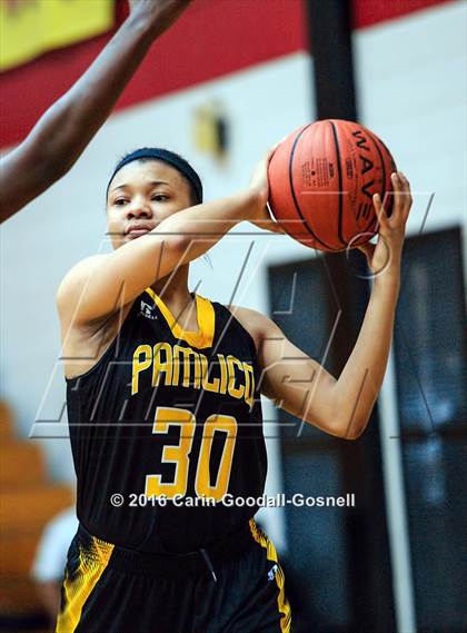 Thumbnail 3 in Pamlico County vs. New Bern photogallery.