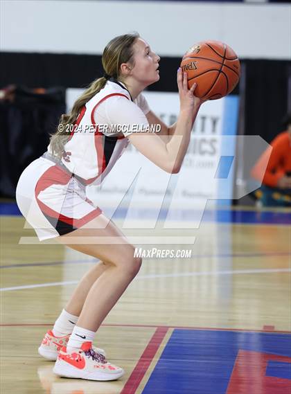 Thumbnail 2 in West Boylston vs. Hoosac Valley (MIAA Division 5 Final) photogallery.