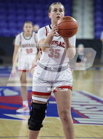Thumbnail 1 in West Boylston vs. Hoosac Valley (MIAA Division 5 Final) photogallery.