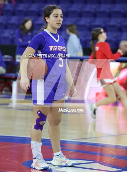 Thumbnail 2 in West Boylston vs. Hoosac Valley (MIAA Division 5 Final) photogallery.
