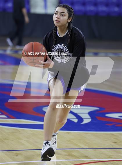 Thumbnail 2 in West Boylston vs. Hoosac Valley (MIAA Division 5 Final) photogallery.