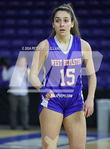 Thumbnail 3 in West Boylston vs. Hoosac Valley (MIAA Division 5 Final) photogallery.